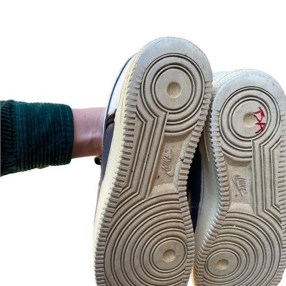 Nike Air Force 1 LV8 2 Dark Gray Charcoal Size 10 - Picture 14 of 15